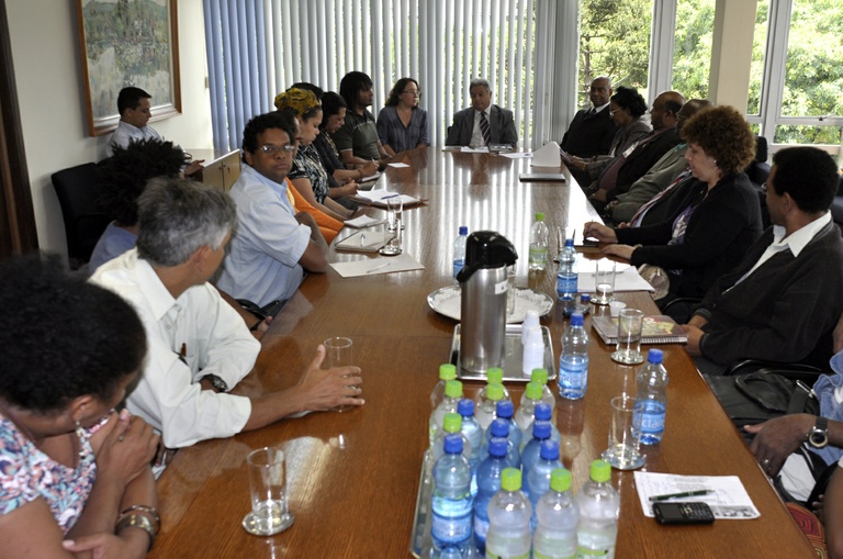 Movimento negro apresenta reivindicação à Câmara de Curitiba 