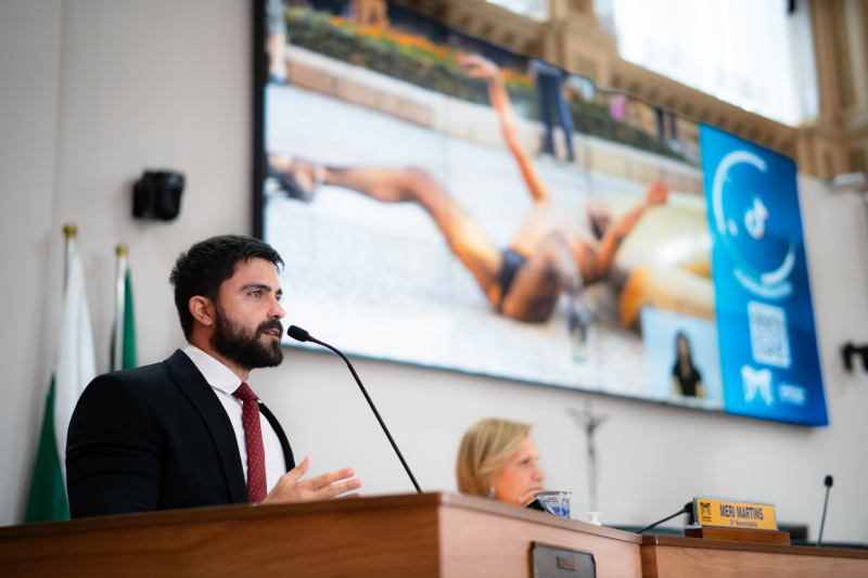 Mudança na Lei dos Artistas de Rua passa em 1º turno