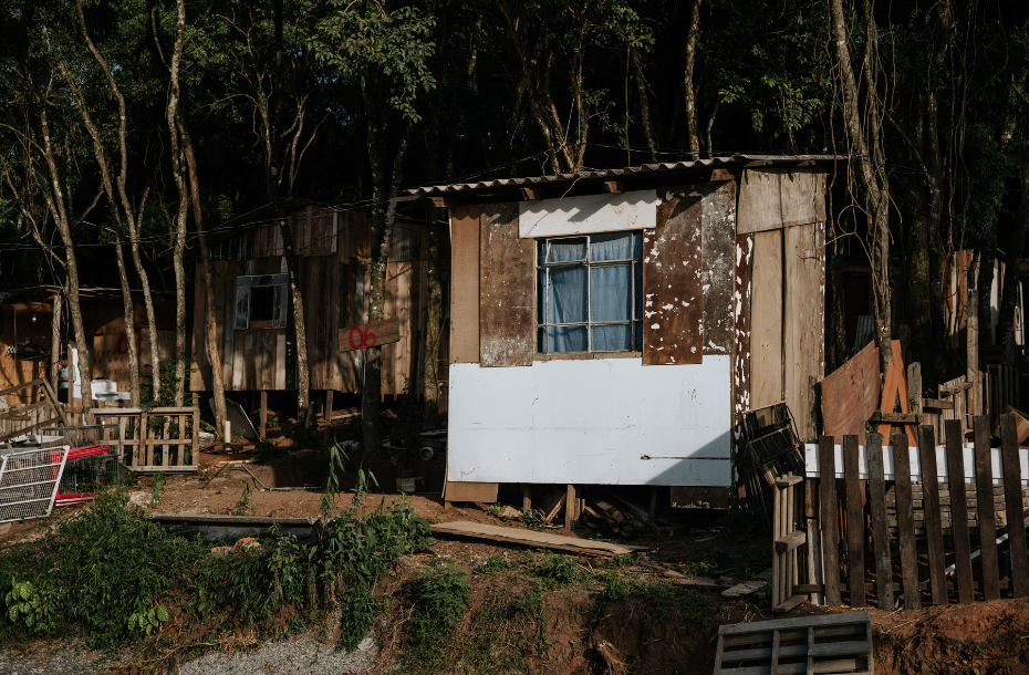 CCJ: Multa por invasão e mais 34 projetos estão na pauta