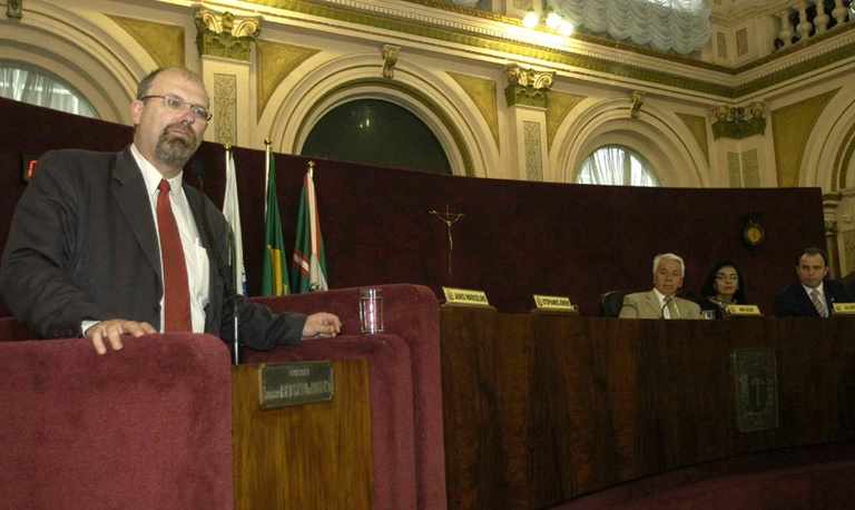 Na Câmara, Bernardi fala sobre eleições 