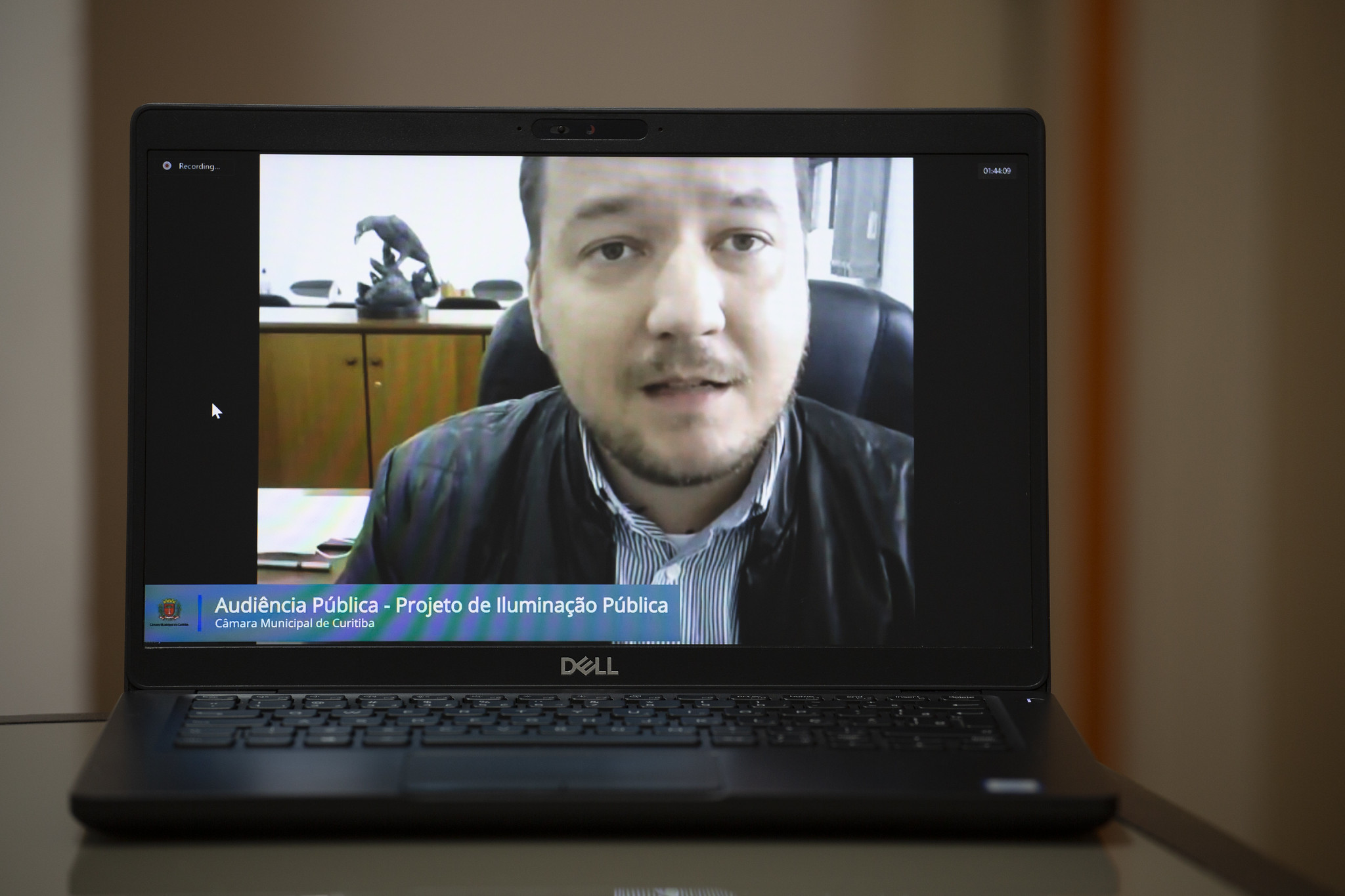 Na Câmara, Prefeitura de Curitiba promete 100% de led na iluminação pública