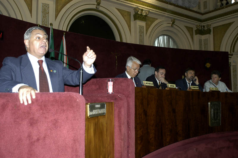 Na Câmara Salamuni fala sobre Meio Ambiente 