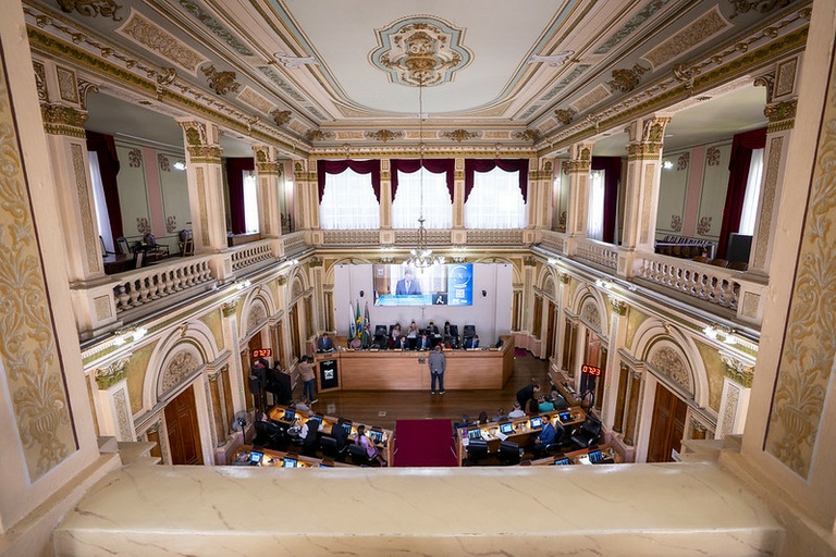 Na segunda, Câmara vota reposição e Programa Curitiba de Volta ao Centro 