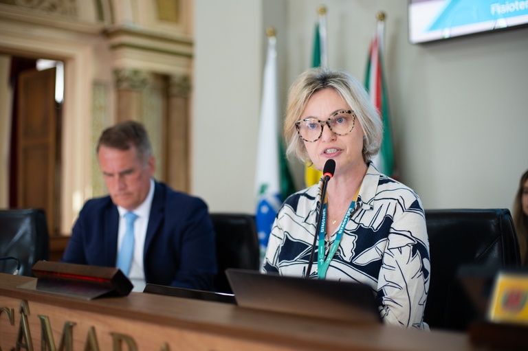 Nicotina é a droga que mais causa dependência química, alerta SMS