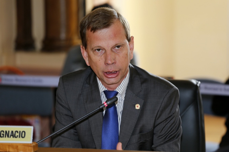 Nos Bairros: Mauro Ignacio requer manutenção de vias públicas