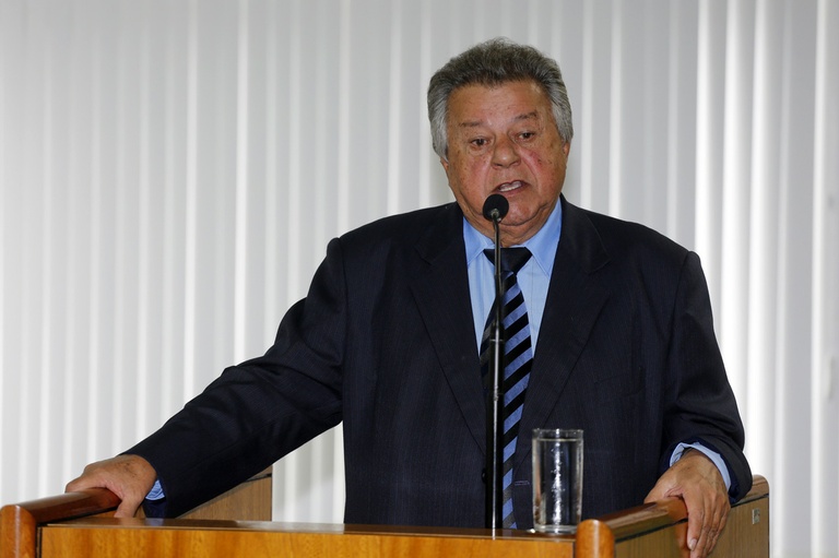 Nos Bairros: Pedido reforço em sinalização do Ahú