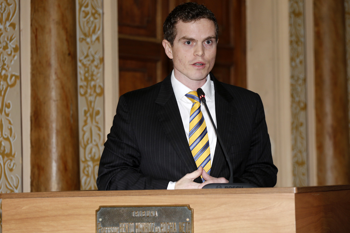 Nos Bairros: Pessuti solicita troca de lâmpadas no Xaxim