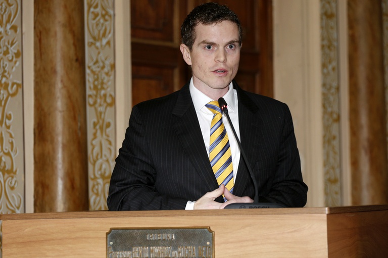 Nos Bairros: Pessuti solicita troca de lâmpadas no Xaxim