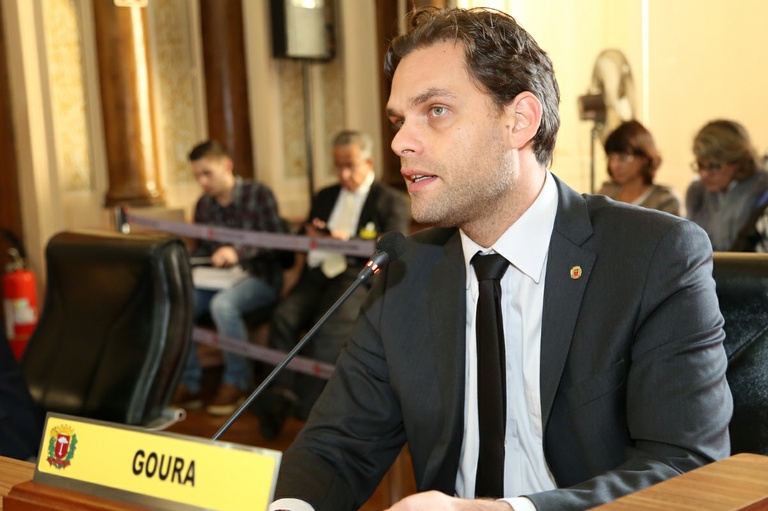 Notas a sessão plenária de 24 de maio