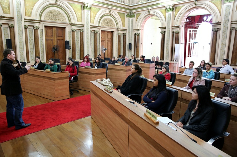 Notas da Câmara Municipal de Curitiba