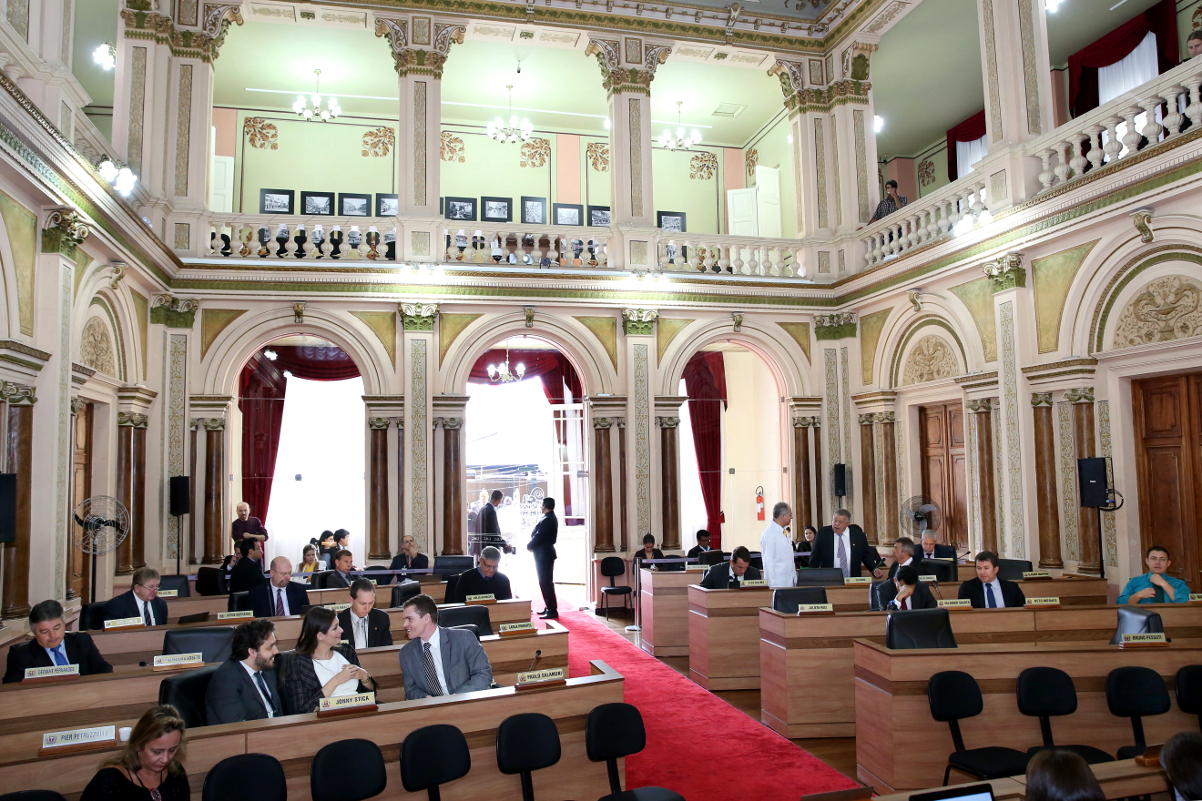 Notas da sessão ordinária de 20 de maio - 2ª edição