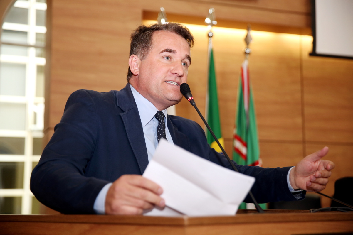 Notas da sessão ordinária de 5 de agosto - 1ª edição