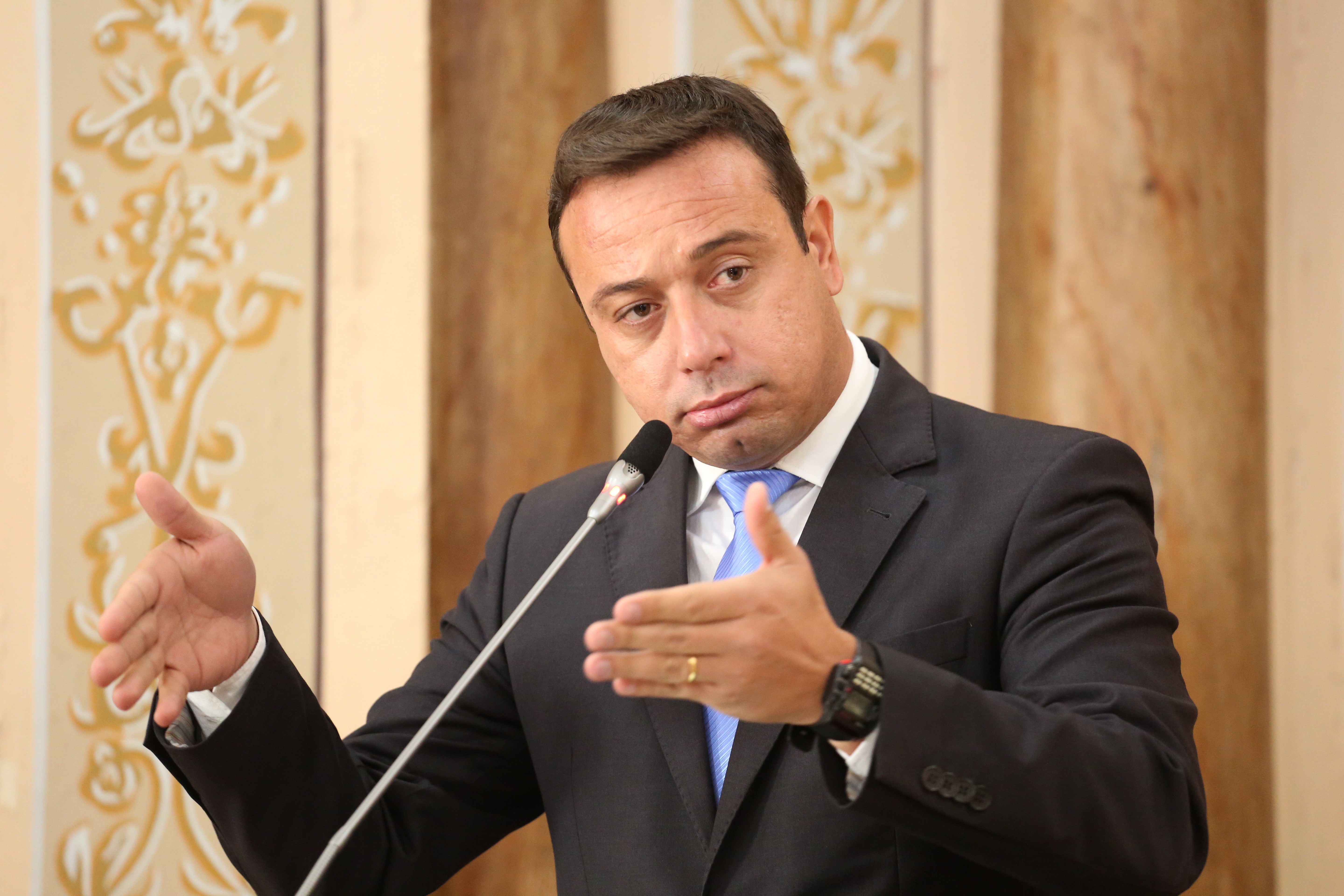 Notas da sessão plenária de 11 de junho