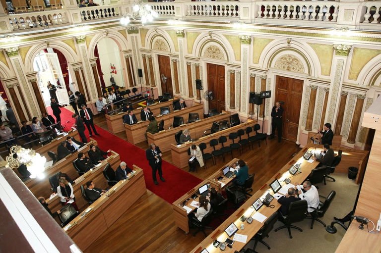 Notas da sessão plenária de 15 de agosto