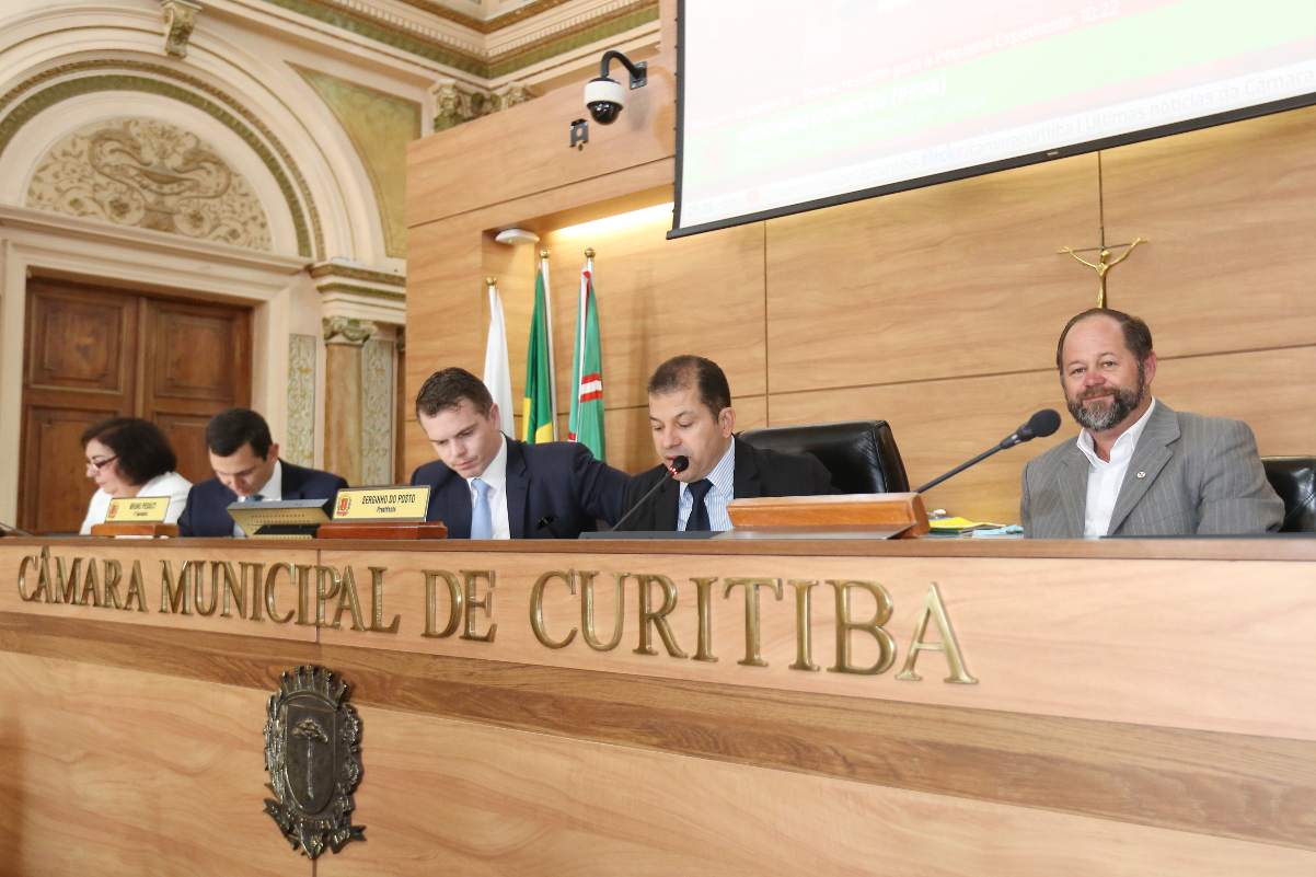 Notas da sessão plenária de 23 de abril - 2ª edição