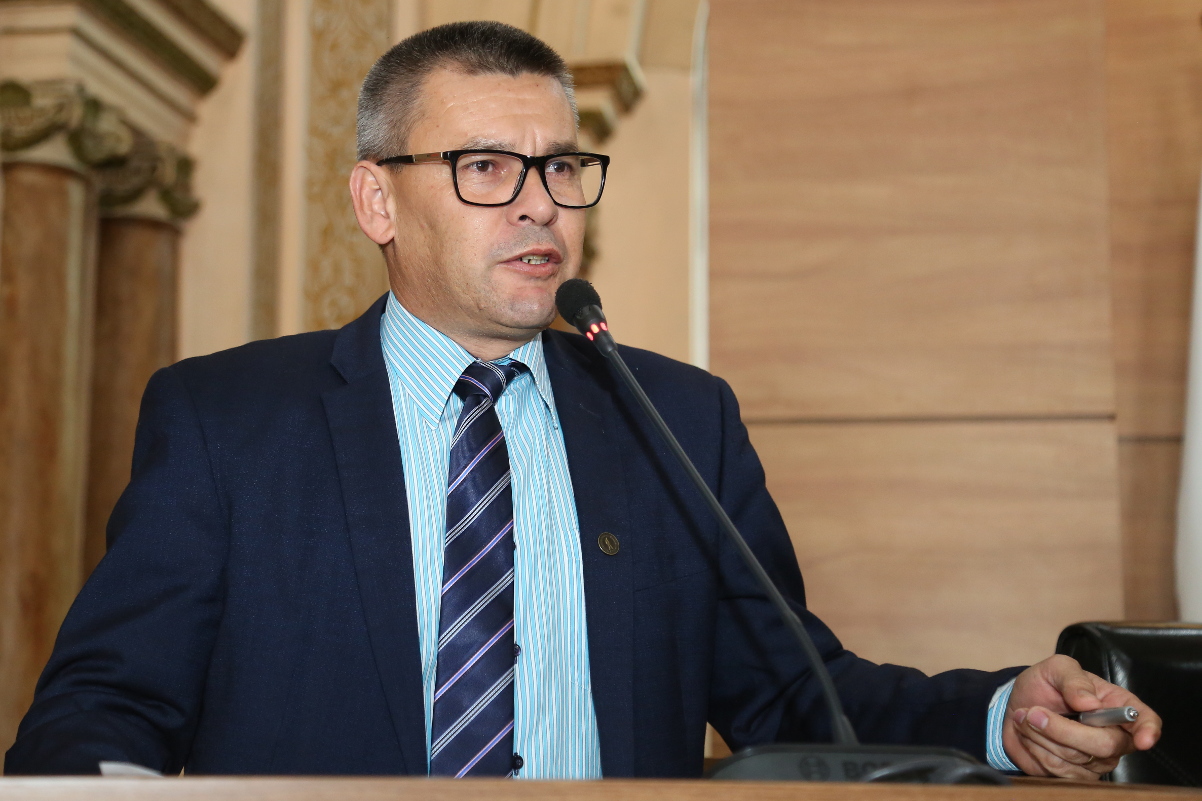 Notas da sessão plenária de 24 de abril 