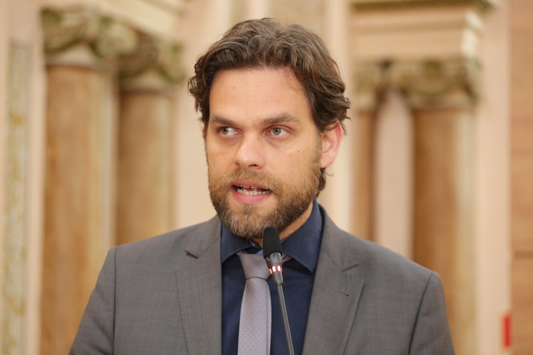 Notas da sessão plenária de 27 de novembro