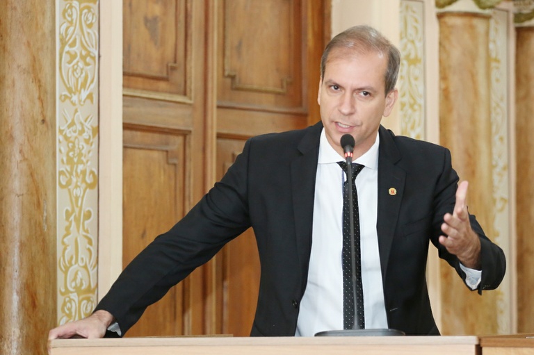 Notas da sessão plenária de 28 de fevereiro