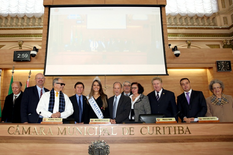 Notas da sessão plenária de 4 de maio - 2ª edição