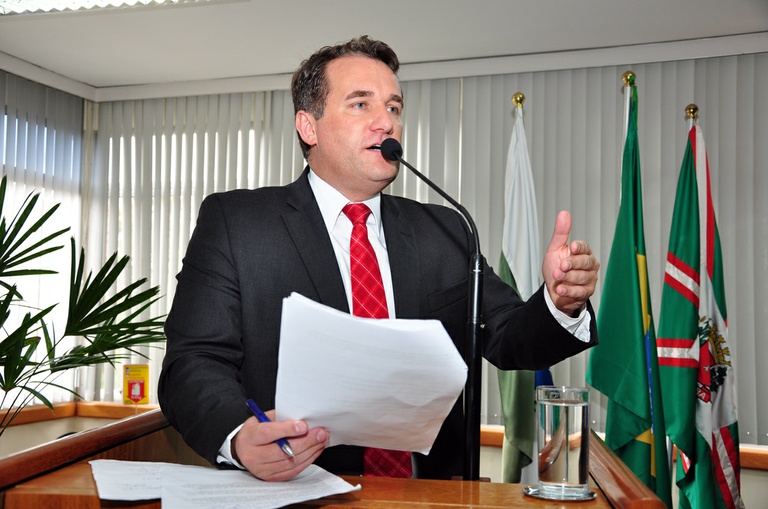 Notas de Plenário I - Sessão Extraordinária de 27 de junho 