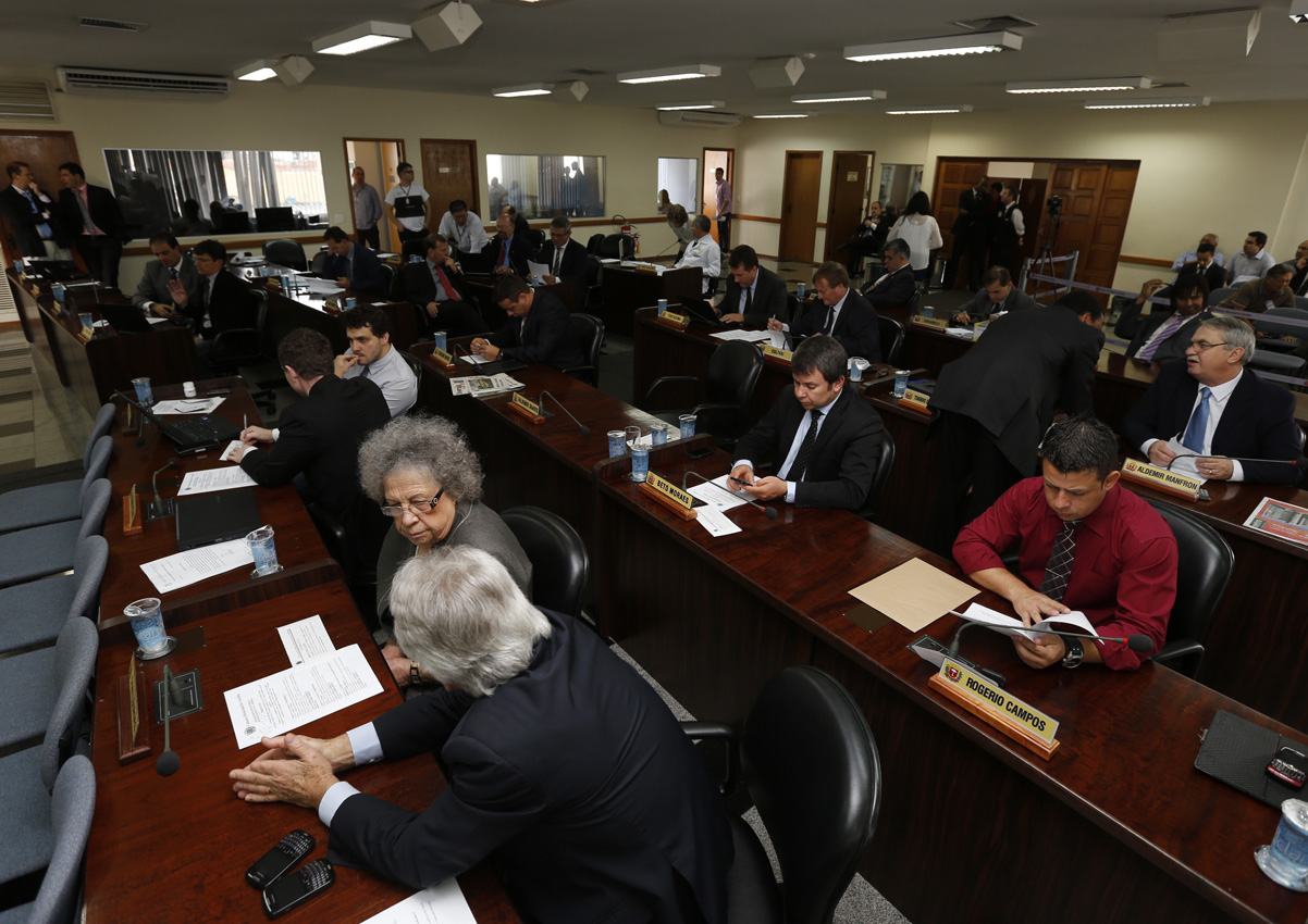 Notas de Plenário I - Sessão Ordinária de 11 de Dezembro  