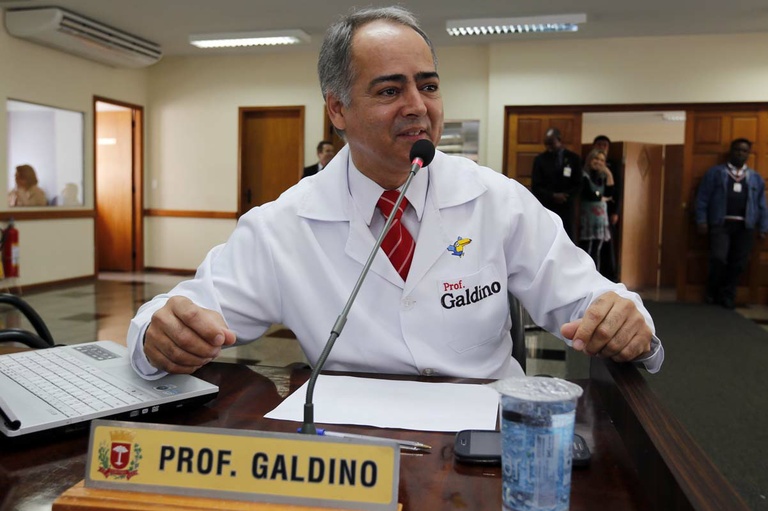 Notas de plenário I - Sessão Ordinária de 15 de outubro 