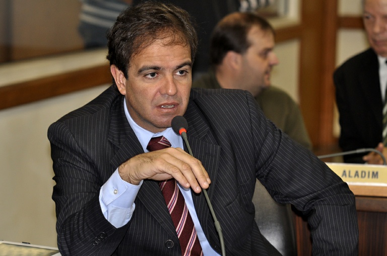 Notas de plenário I - Sessão ordinária de 16 de abril 