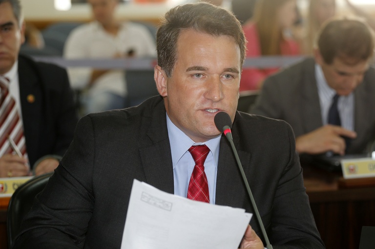 Notas de Plenário I - Sessão Ordinária de 3 de dezembro  