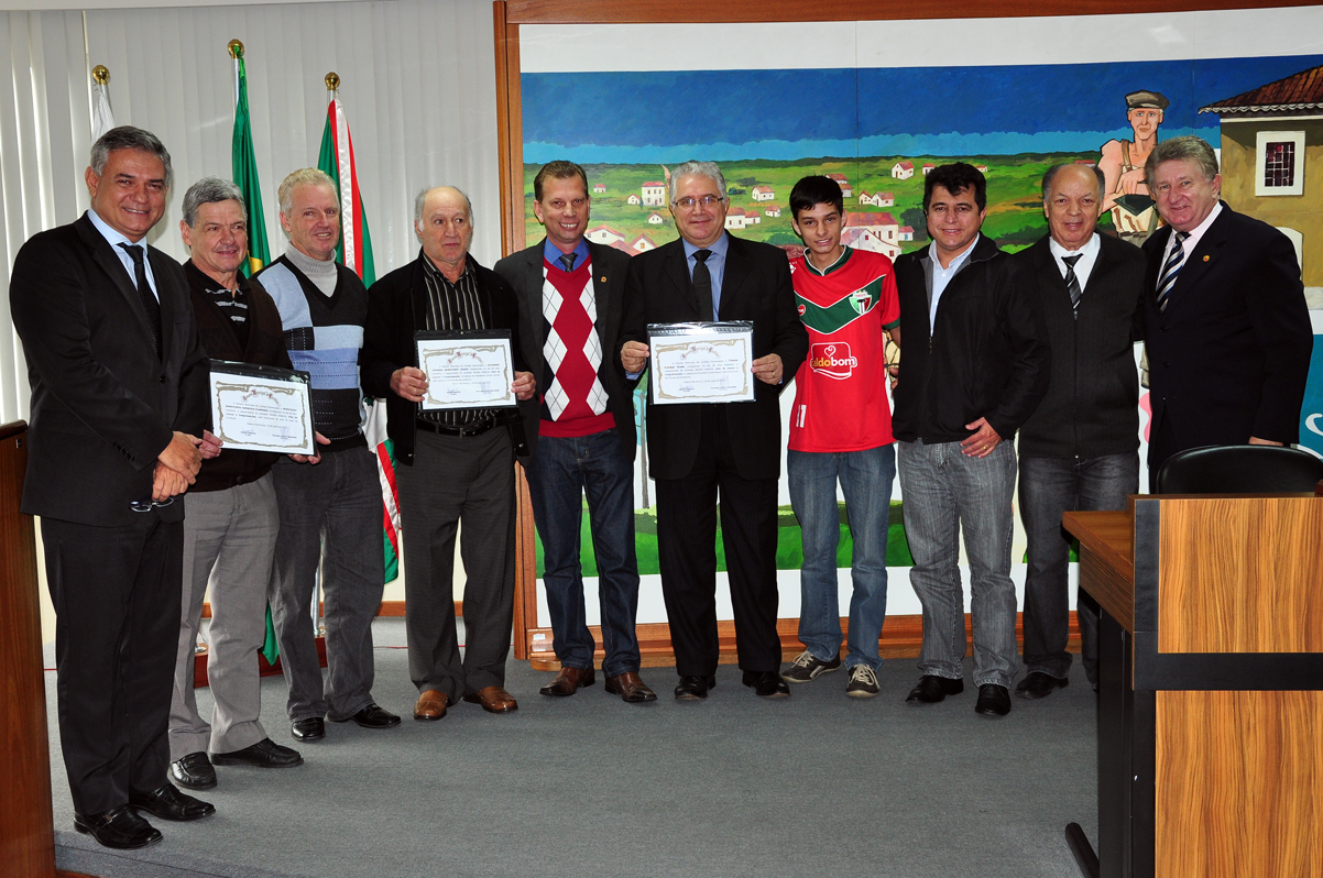 Notas de Plenário II - Sessão Extraordinária de 27 de junho 