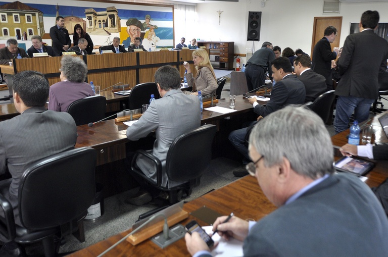 Notas de Plenário II - Sessão Ordinária de 10 de junho 