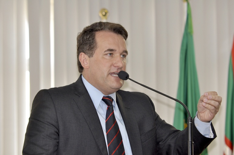 Notas de Plenário II - Sessão ordinária de 13 de maio 