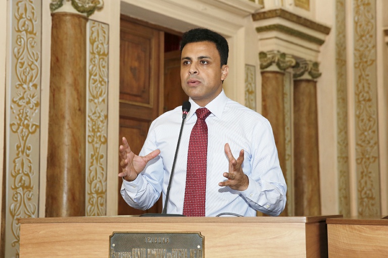 Notas de Plenário II - Sessão ordinária de 3 de novembro