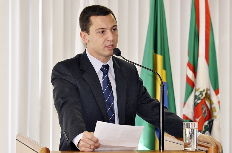 Notas de Plenário II  - Sessão ordinária de 8 de maio 