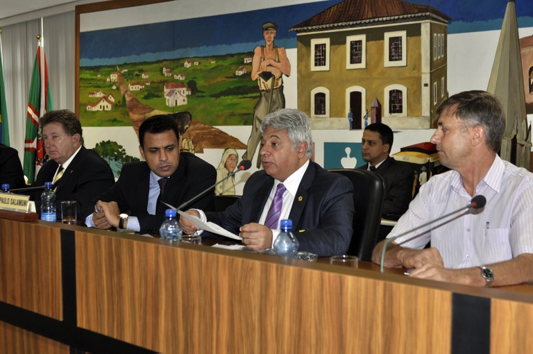 Notas de plenário - Sessão Ordinária de 06 de março 