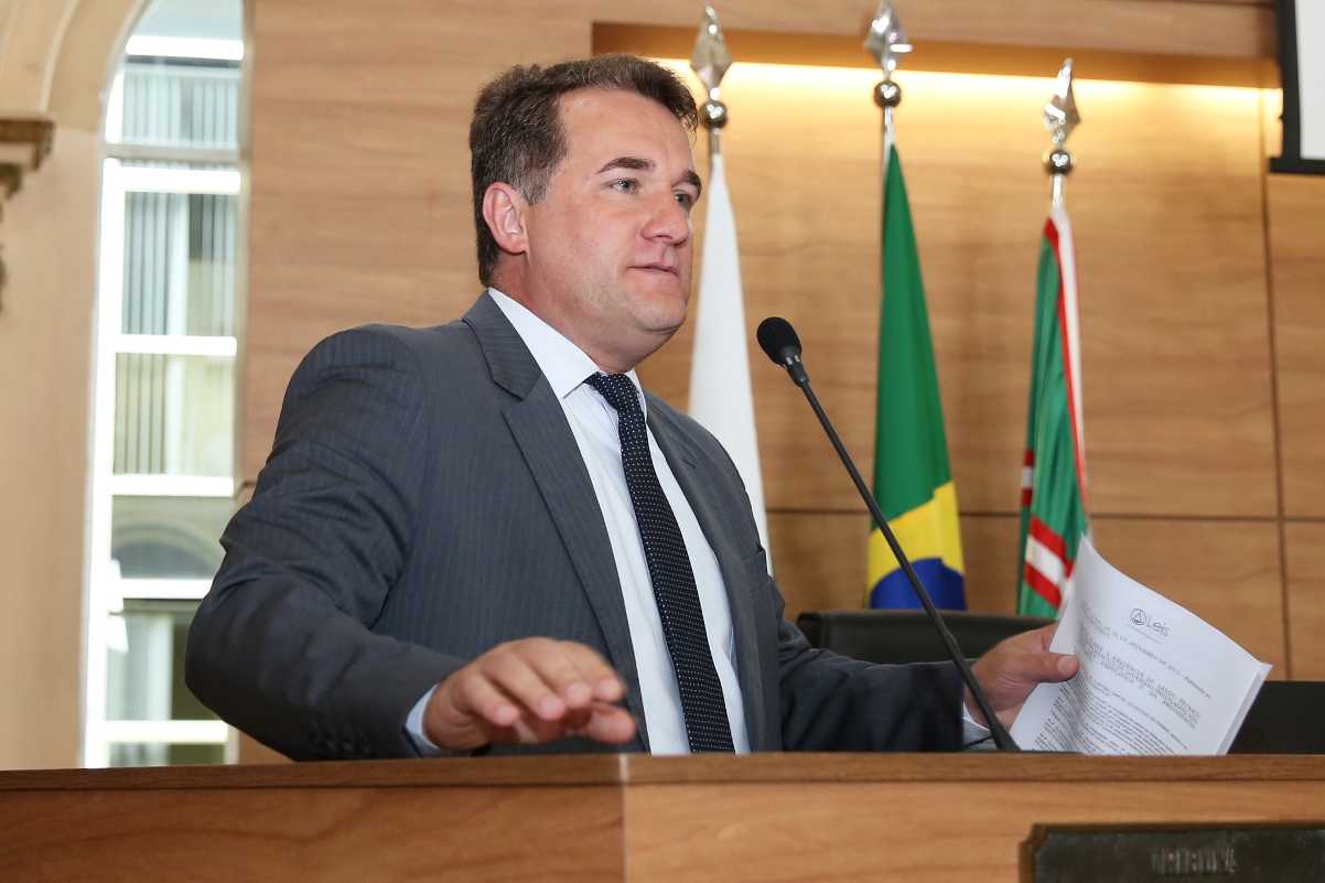 Notas de Plenário - Sessão ordinária de 15 de outubro