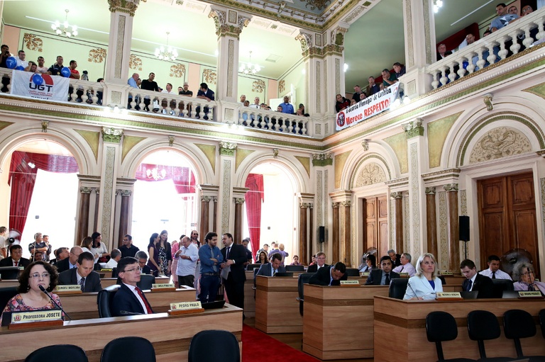 Notas de Plenário - Sessão ordinária de 16 de setembro