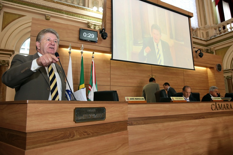 Notas de Plenário - Sessão ordinária de 1° de outubro