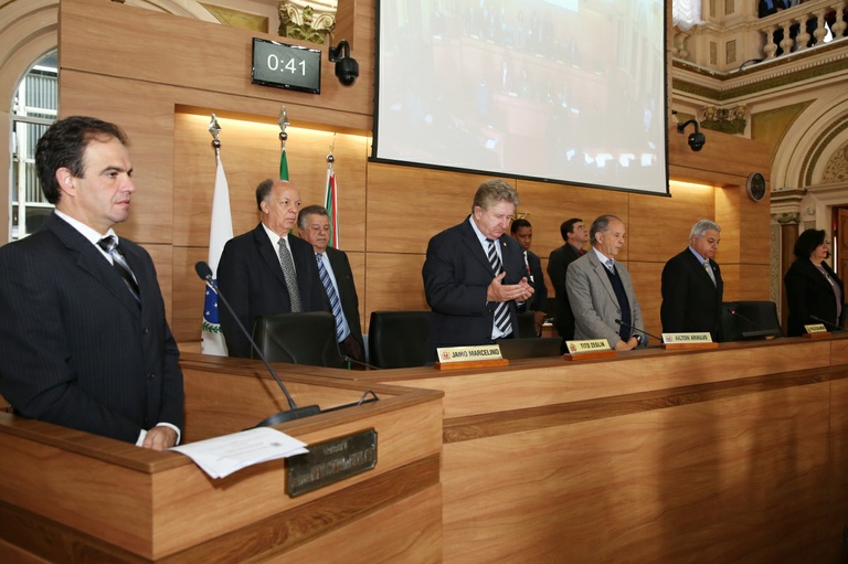 Notas de Plenário - Sessão ordinária de 23 de junho