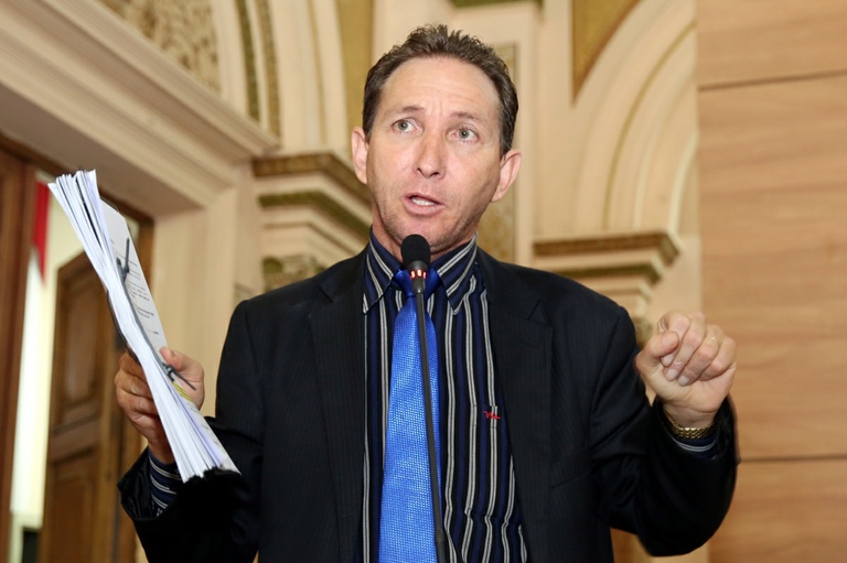 Notas de Plenário - Sessão ordinária de 26 de novembro