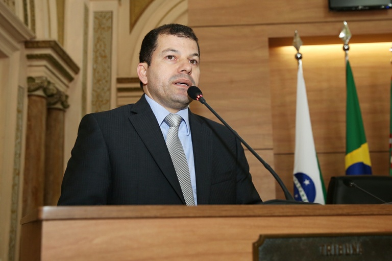 Notas de Plenário - Sessão ordinária de 27 de outubro