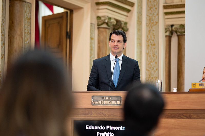 Pimentel: concessão do transporte é "principal desafio” da gestão