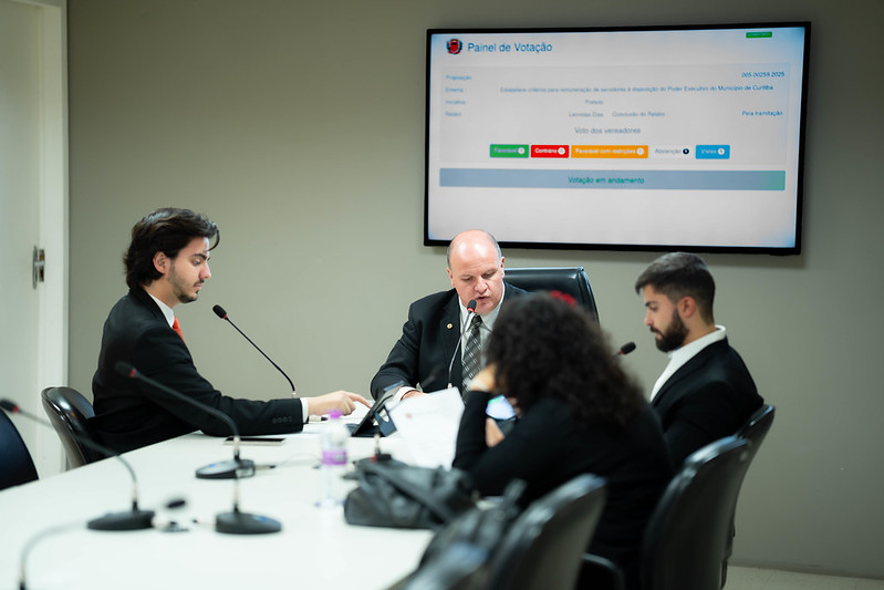 Nova regra para cessão de servidores conclui debate nas comissões