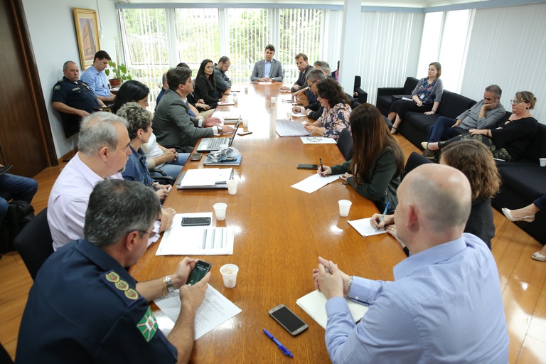 Novo contrato deve melhorar vigilância de equipamentos municipais