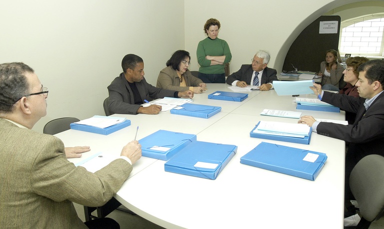 Novos projetos passam por análise em comissão 