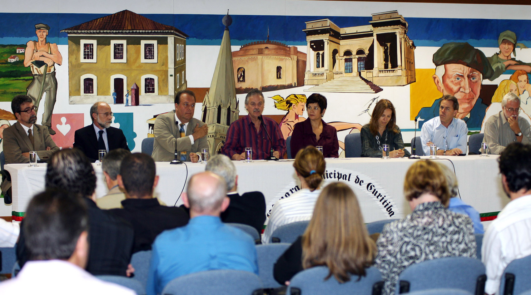 Novos vereadores participam de curso  