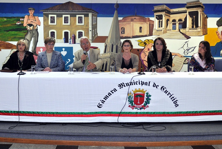 Nutricionistas tomam posse em Conselho 