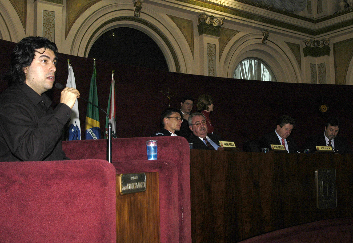 Operação de crédito viabiliza programa 