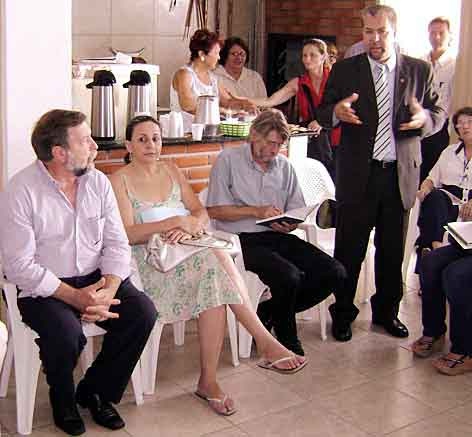 Parlamentares discutem novas medidas do MEC 