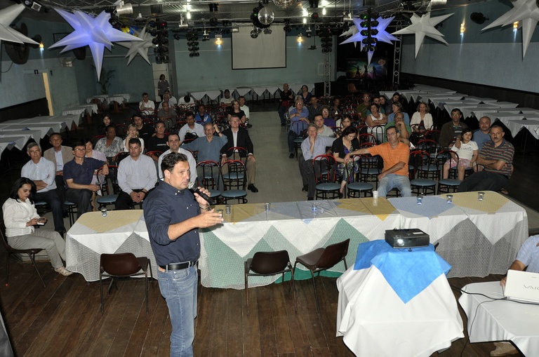 Participação popular anima audiência sobre a Copa 2014 