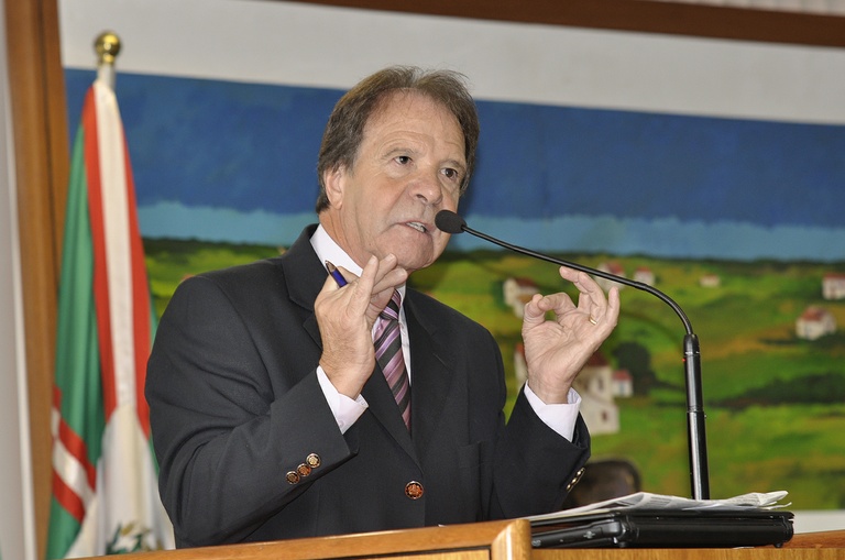 Pedidas informações sobre aplicações do IPMC 